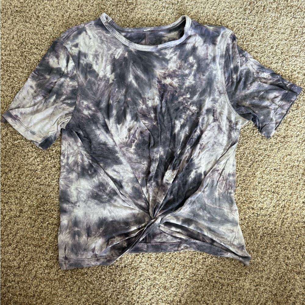 lululemon athletica Tee